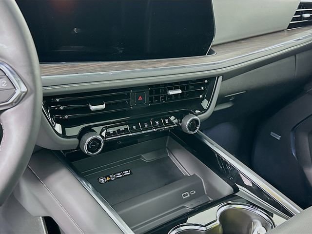 2025 Chevrolet Tahoe Premier - Photo 11