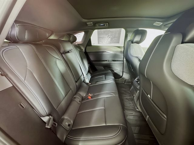 2026 Cadillac OPTIQ Sport - Photo 16
