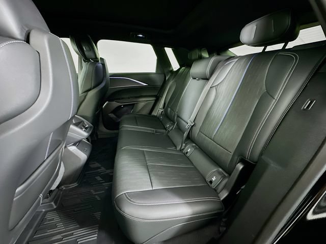 2025 Cadillac LYRIQ Sport 1 - Photo 14