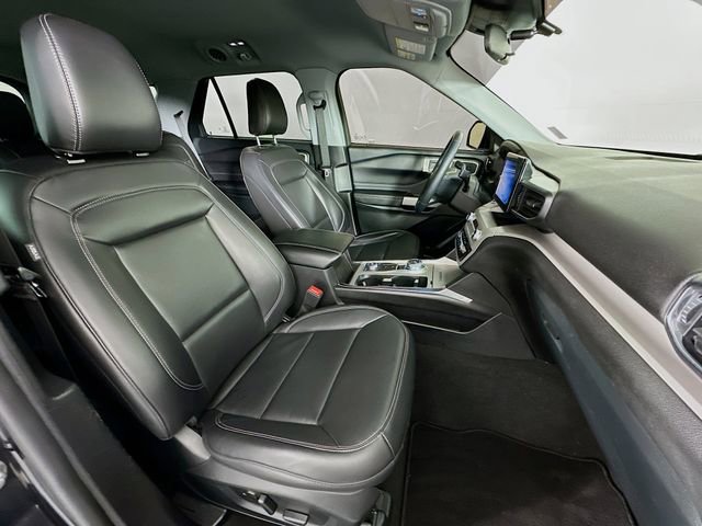 2023 Ford Explorer XLT - Photo 16