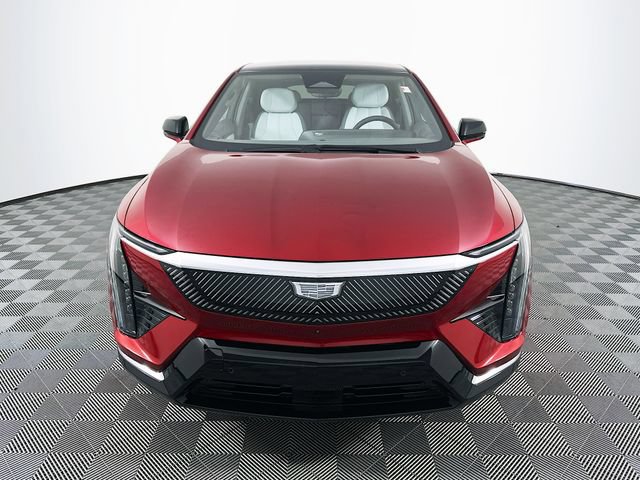 2026 Cadillac OPTIQ Luxury - Photo 2