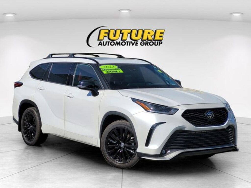 Used 2023 Toyota Highlander XSE SUV