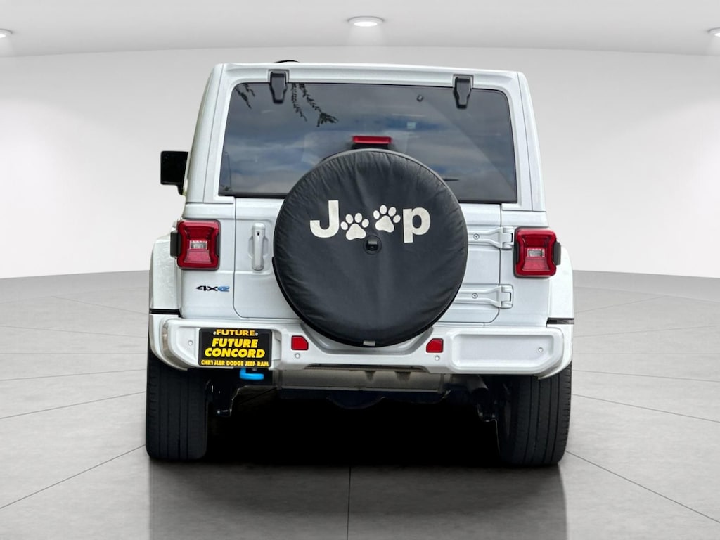 Used 2022 Jeep Wrangler Unlimited 4xe Sahara SUV