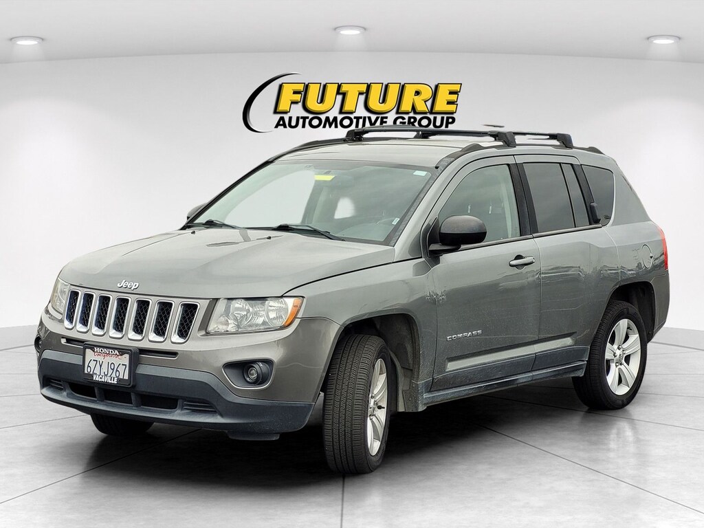 Used 2013 Jeep Compass Latitude SUV
