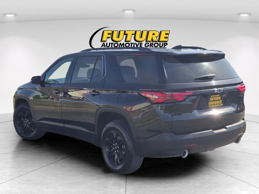 2023 Chevrolet Traverse LT Cloth photo 6