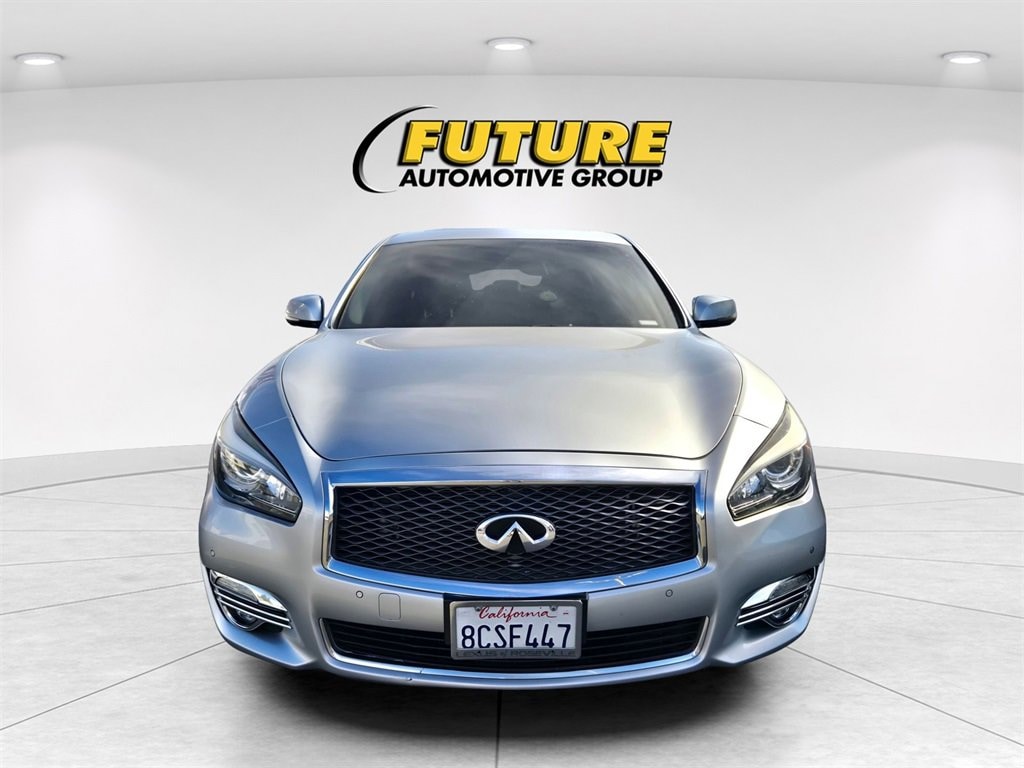 Used 2017 INFINITI Q70L 3.7