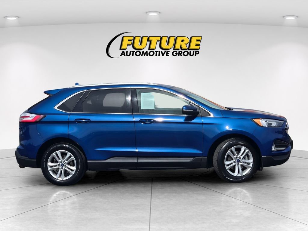 2020 Ford Edge SEL photo 3
