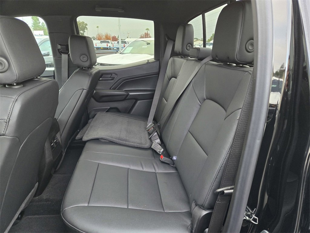 2026 Chevrolet Colorado Trail Boss photo 3