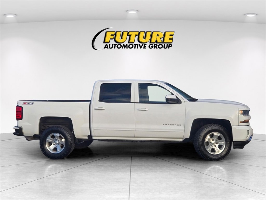 2017 Chevrolet Silverado 1500 LTZ photo 3