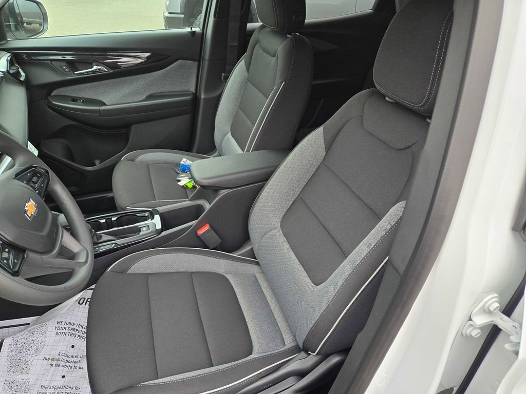 2026 Chevrolet Trailblazer LS photo 6