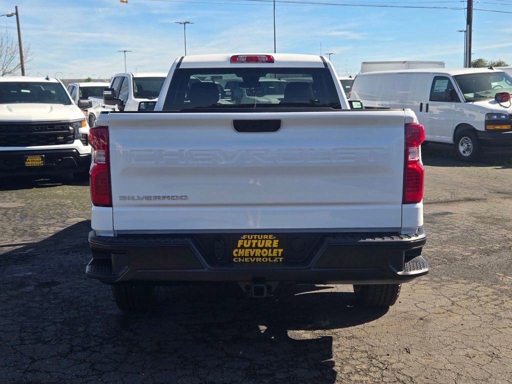 2026 Chevrolet Silverado 1500 WT photo 4