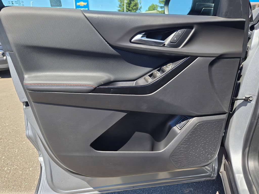 2026 Chevrolet Equinox RS - Photo 12
