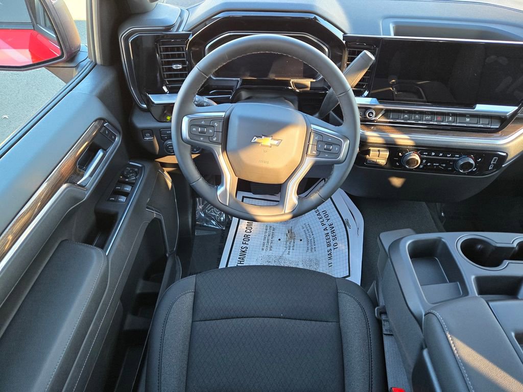 2026 Chevrolet Silverado 1500 LT photo 5