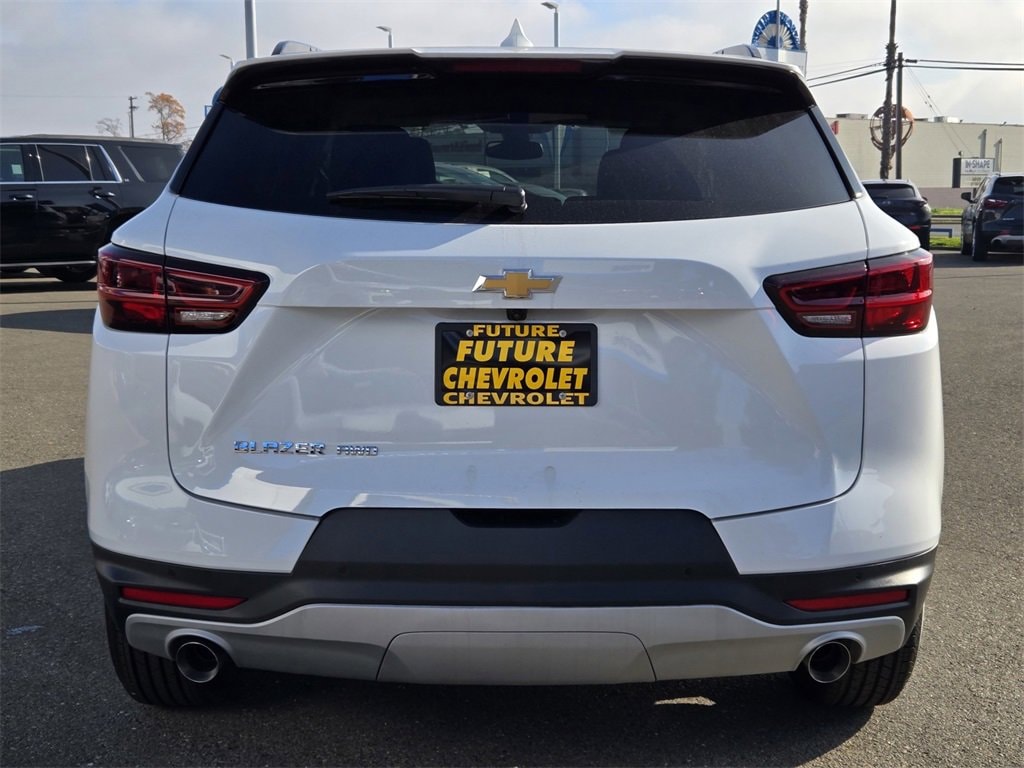 New 2025 Chevrolet Blazer 2LT SUV