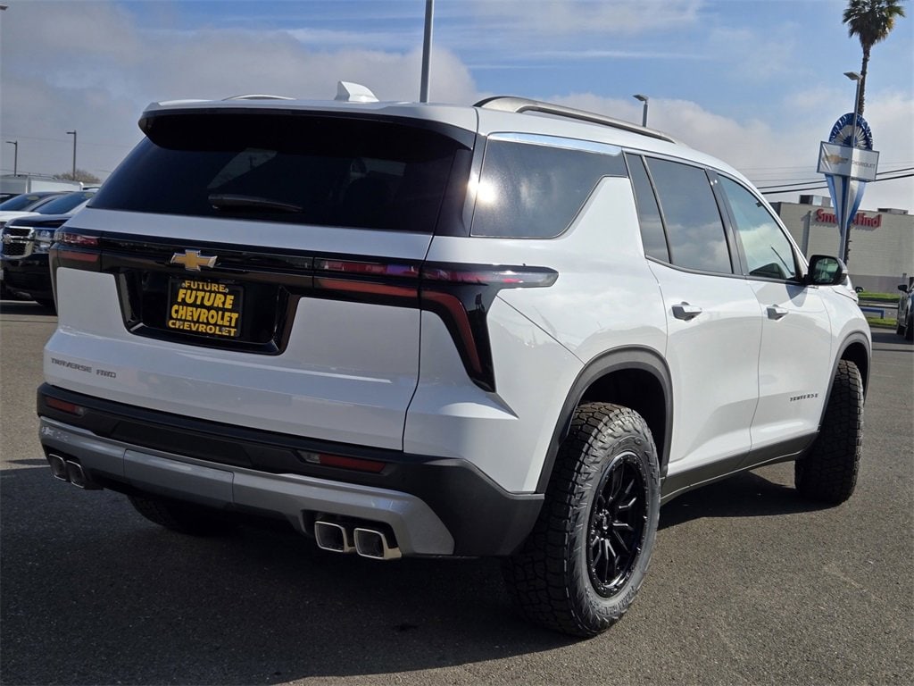 New 2026 Chevrolet Traverse LT SUV