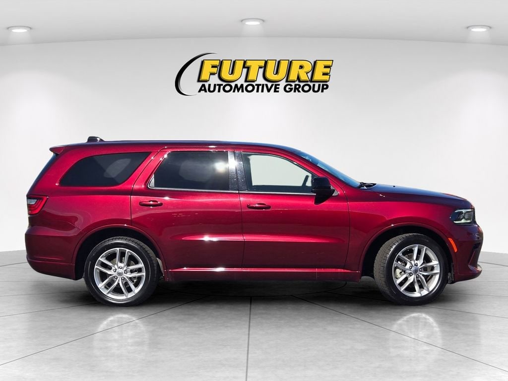 2023 Dodge Durango GT photo 3