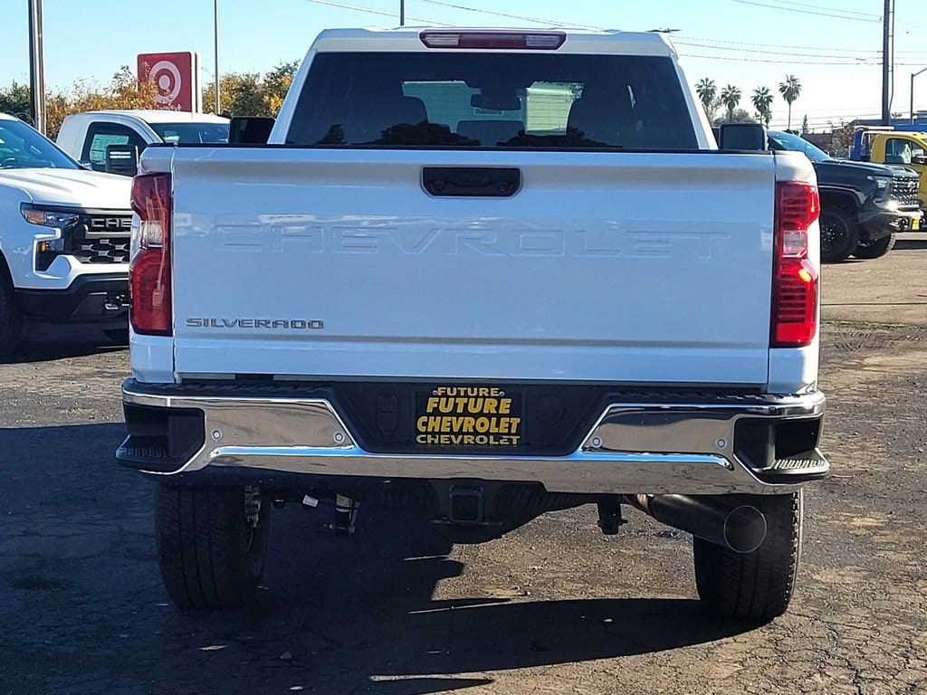 2026 Chevrolet Silverado 2500 HD WT photo 5