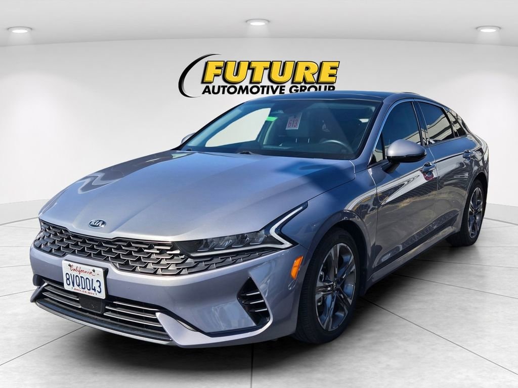 2021 Kia K5 EX photo 3