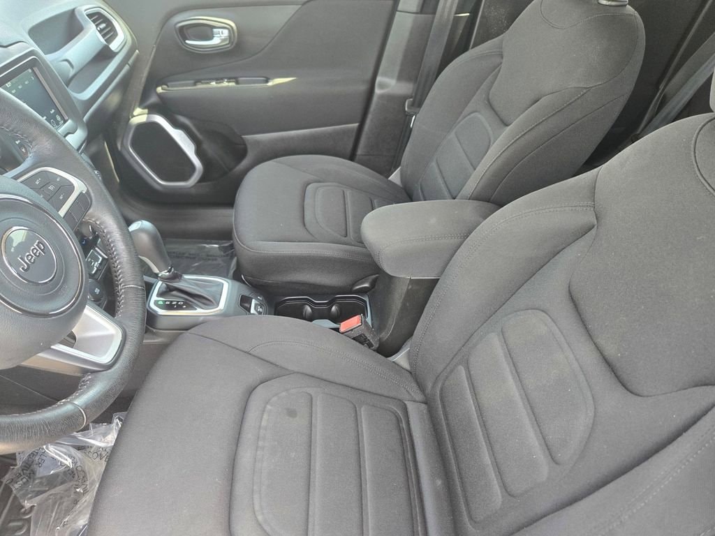 2021 Jeep Renegade Latitude - Photo 12