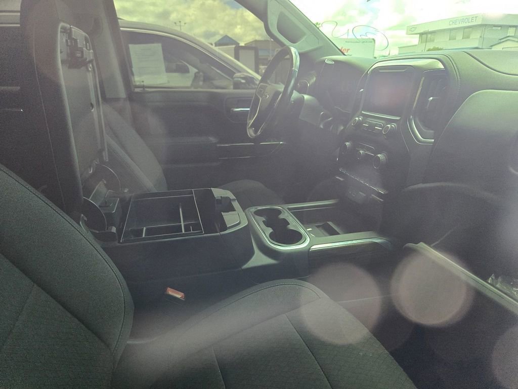 2020 Chevrolet Silverado 1500 RST photo 4