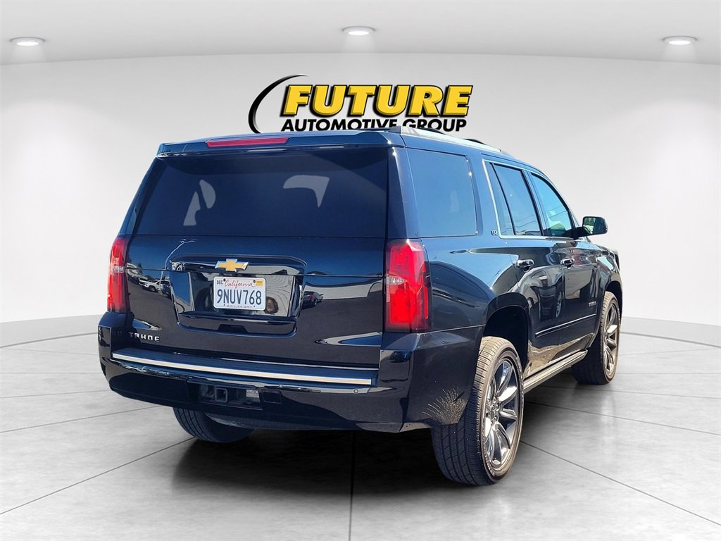 2016 Chevrolet Tahoe LTZ photo 2