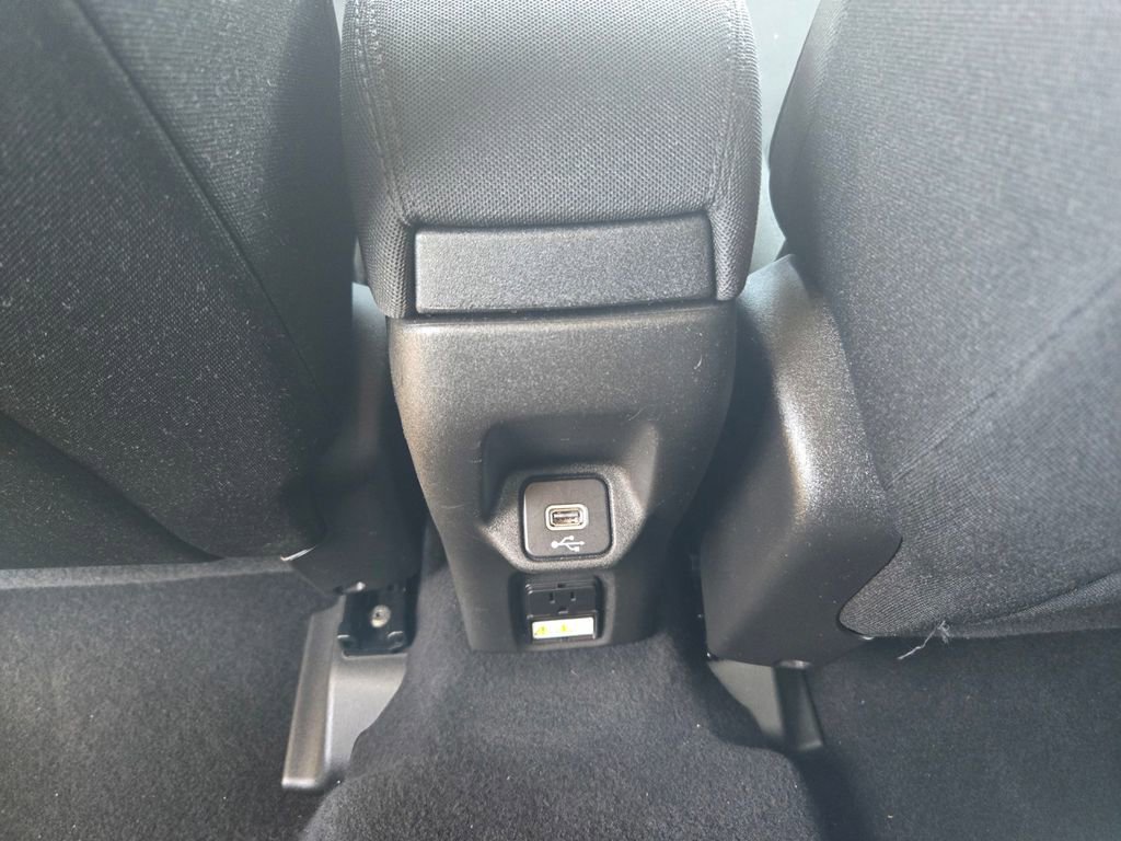 2021 Jeep Renegade Latitude - Photo 10