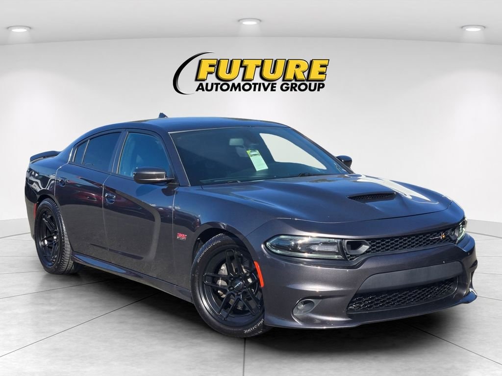 2020 Dodge Charger Scat Pack's photo