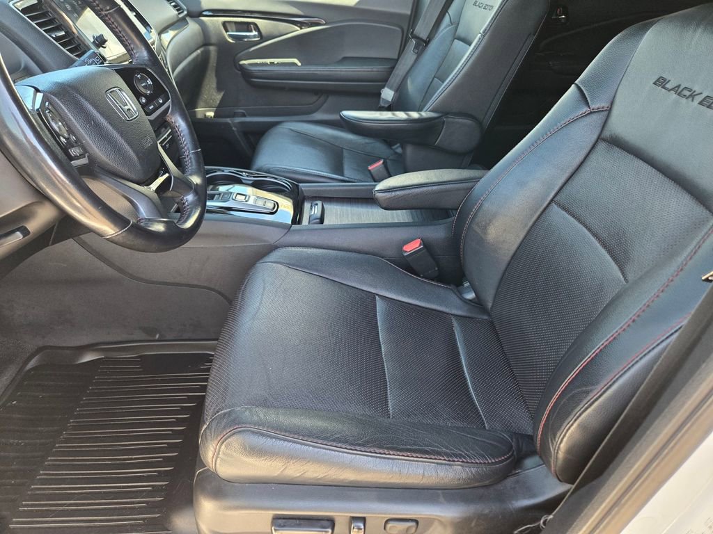 2022 Honda Pilot Black Edition - Photo 11