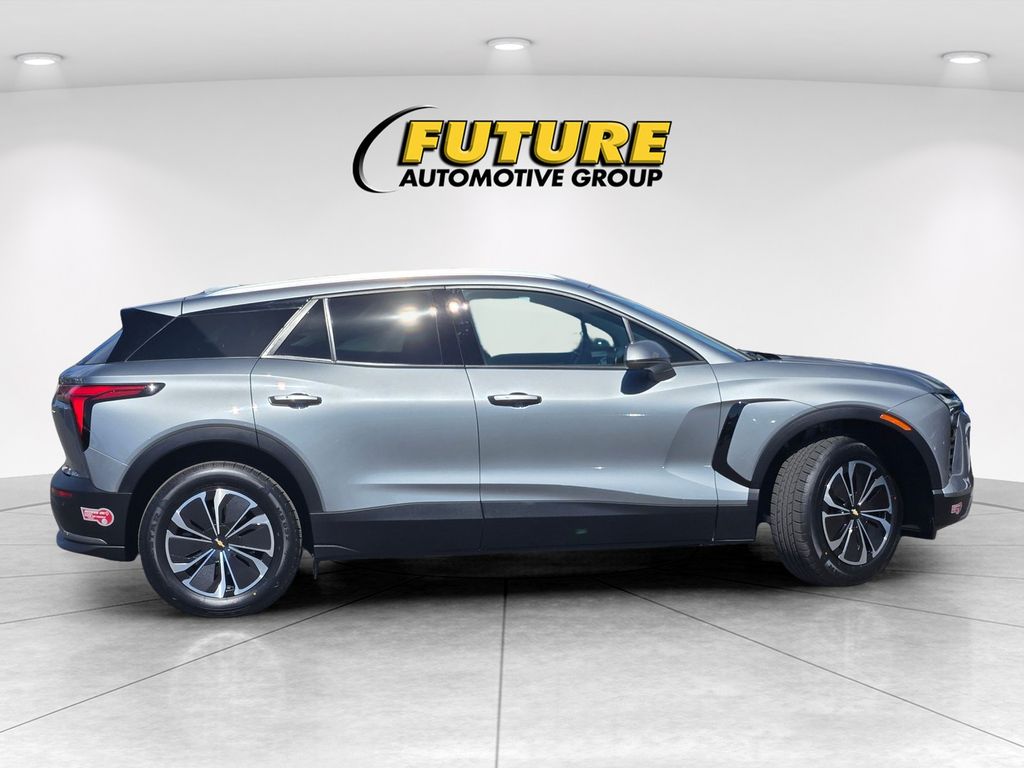 2024 Chevrolet Blazer EV LT - Photo 21