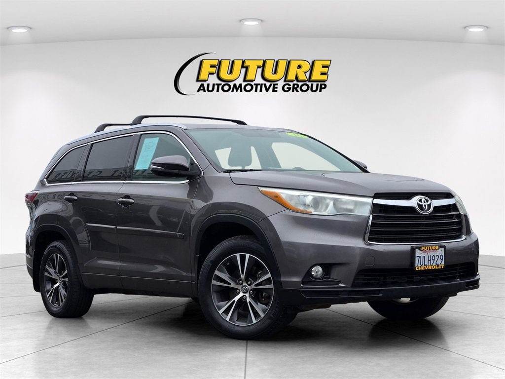 2016 Toyota Highlander XLE's photo