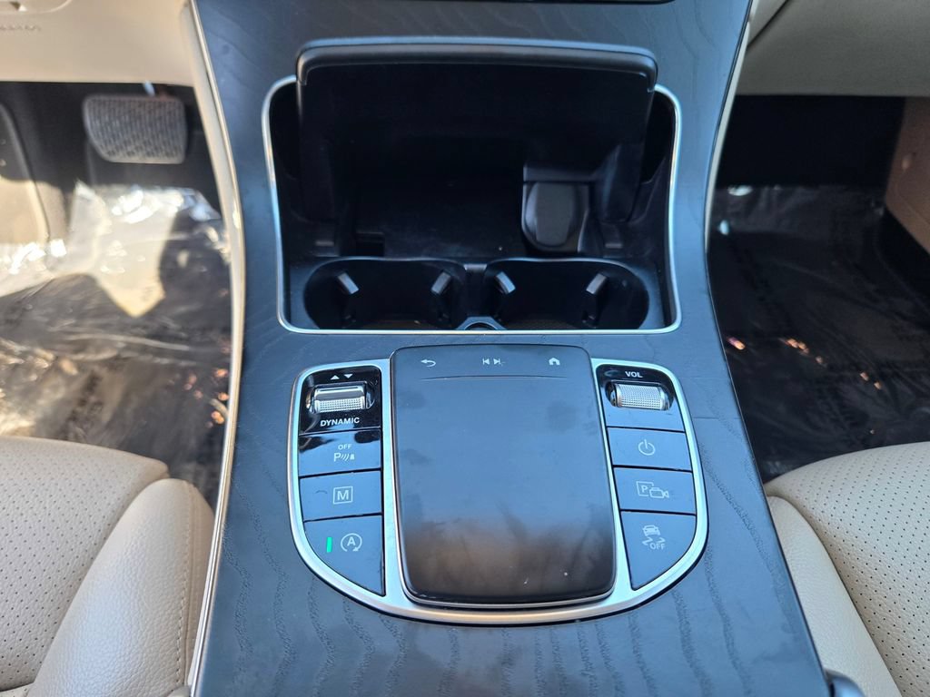 2022 Mercedes-Benz GLC GLC300 - Photo 14