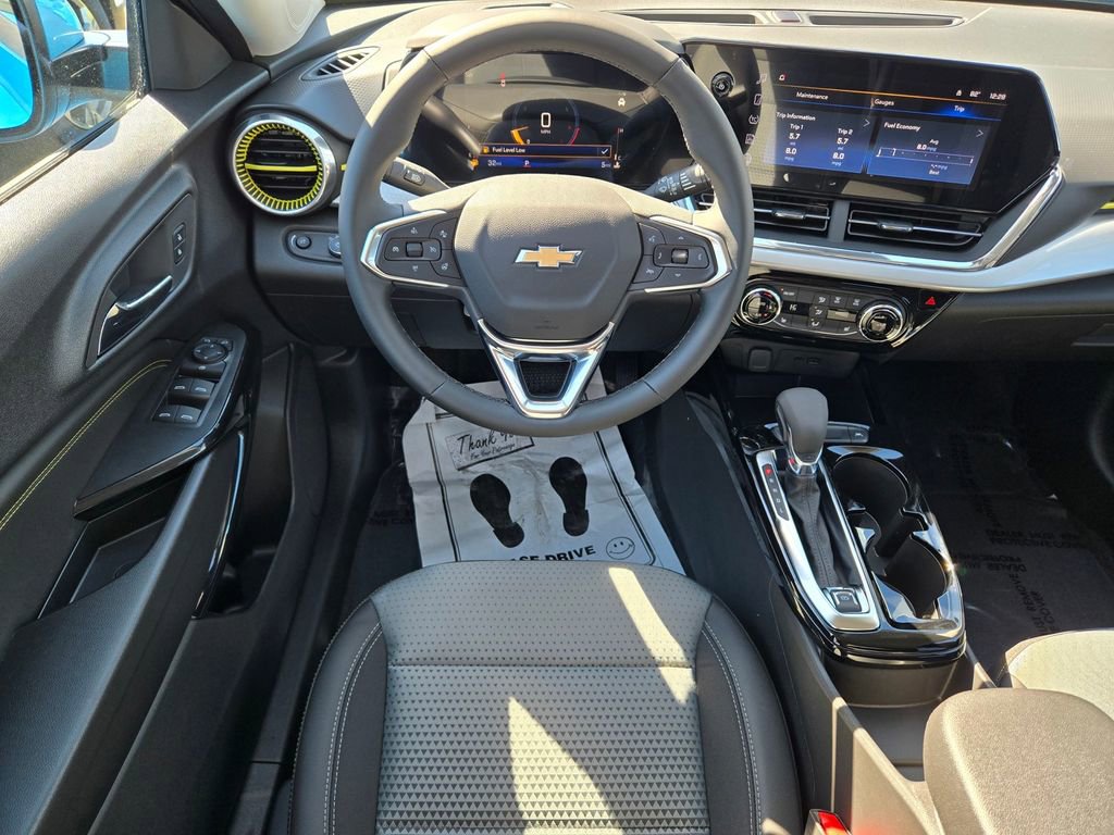 2026 Chevrolet Trax LT photo 5