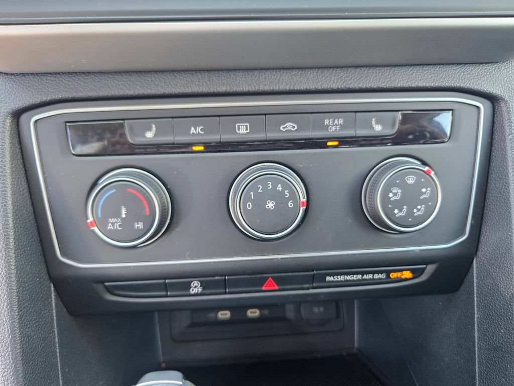 2023 Volkswagen Atlas SE - Photo 16