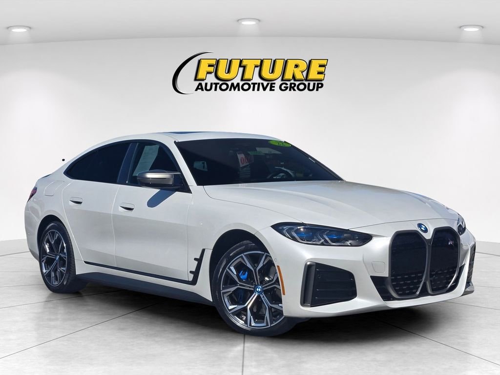2022 BMW i4 M50's photo
