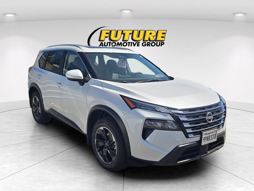 2024 Nissan Rogue SV AWD's photo