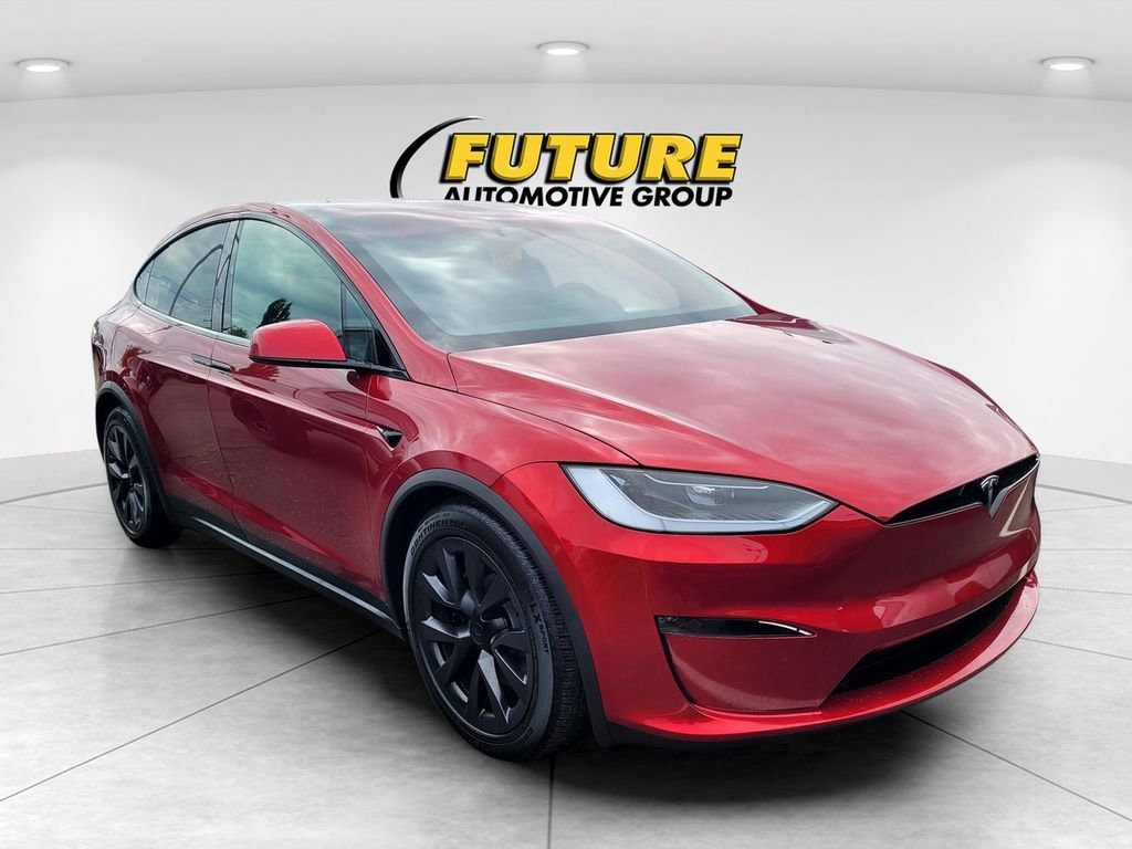 2023 Tesla Model X Long Range's photo