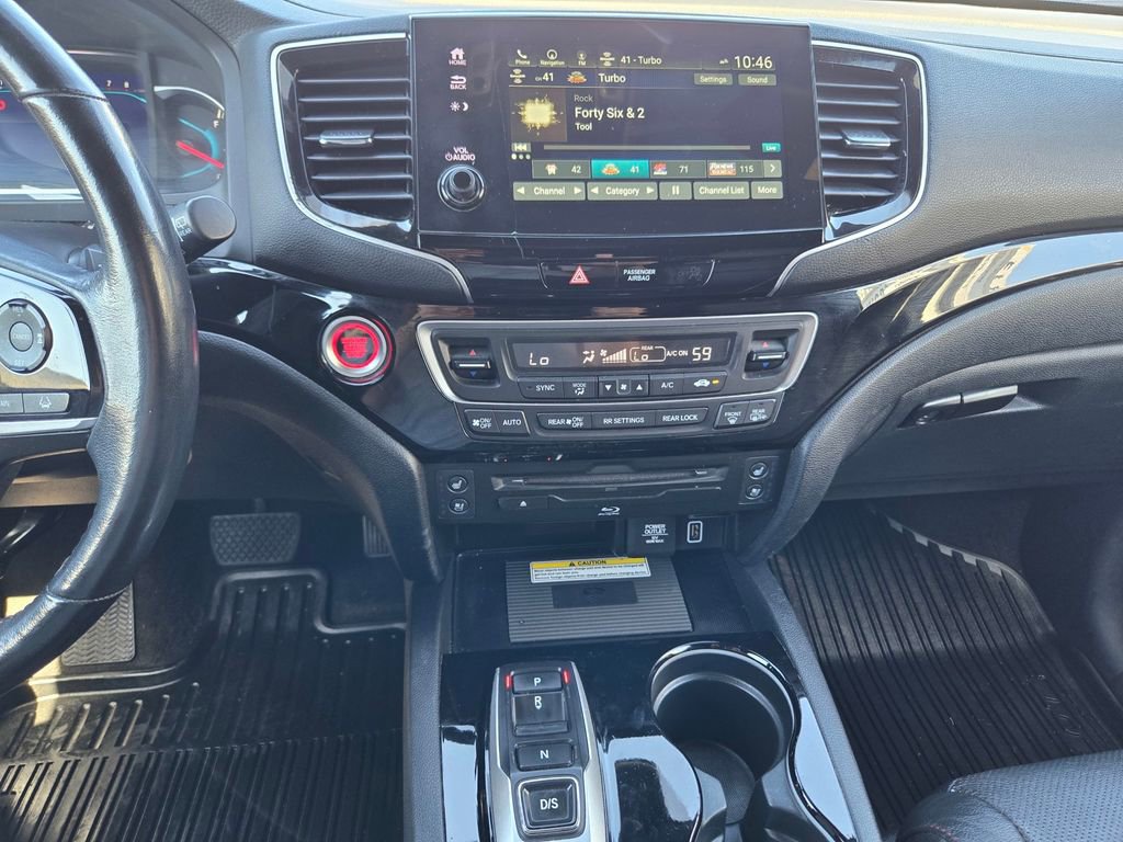 2022 Honda Pilot Black Edition - Photo 17