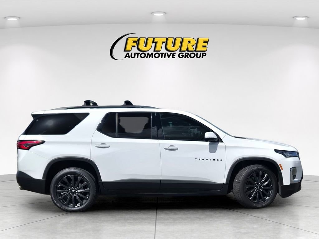 Used 2023 Chevrolet Traverse RS SUV