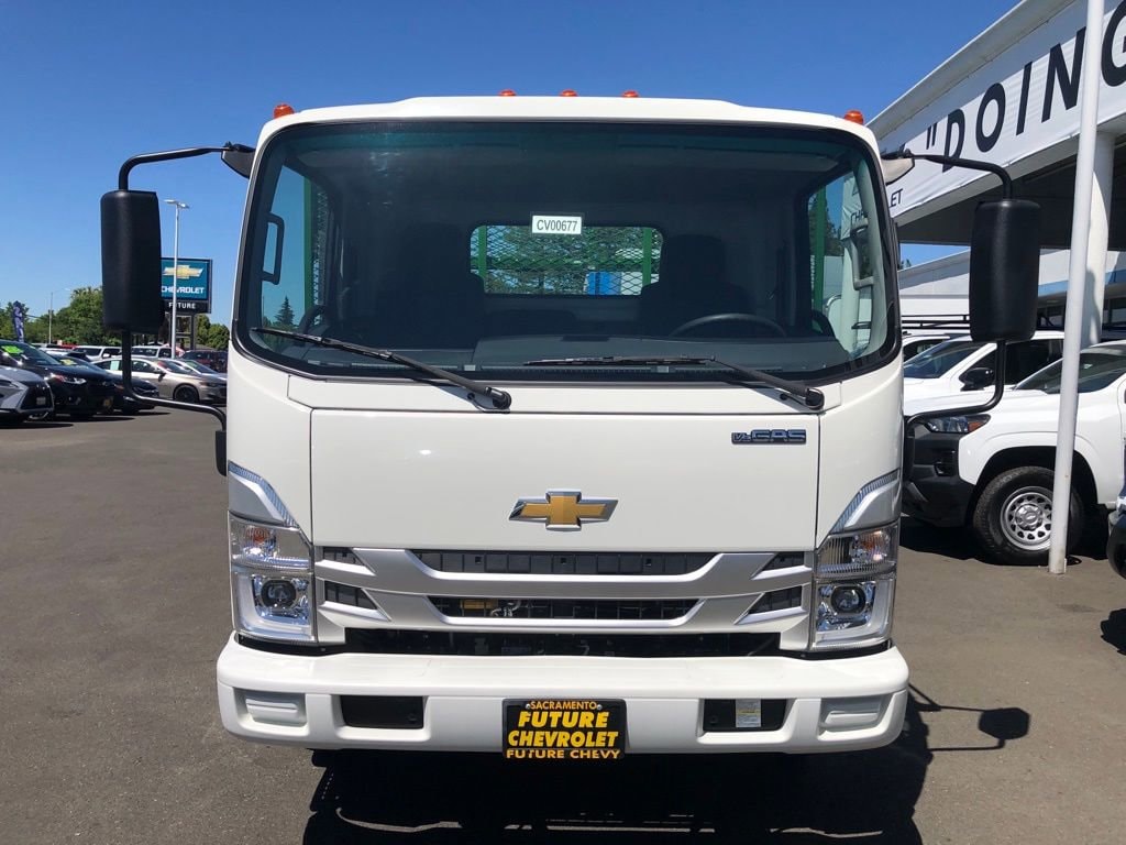 2024 Chevrolet Low Cab Forward 4500 HG NA photo 2
