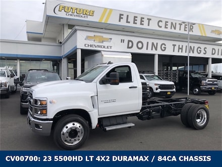 2023 Chevrolet Silverado 5500 HD LT Truck