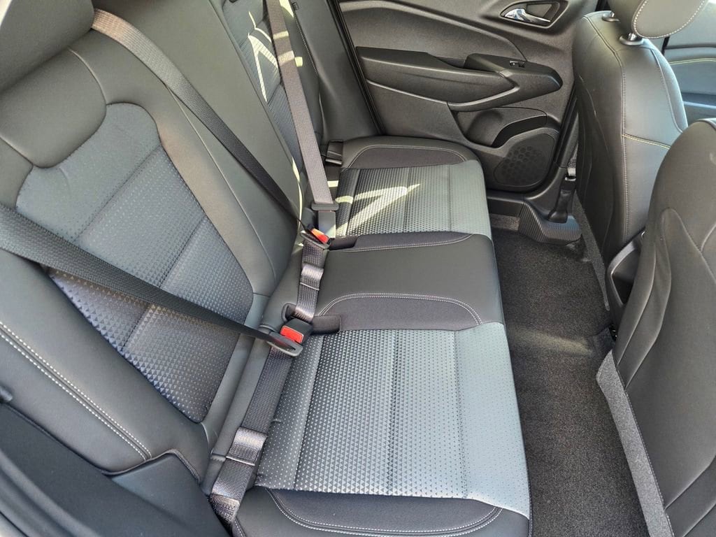 2026 Chevrolet Trax LT photo 4