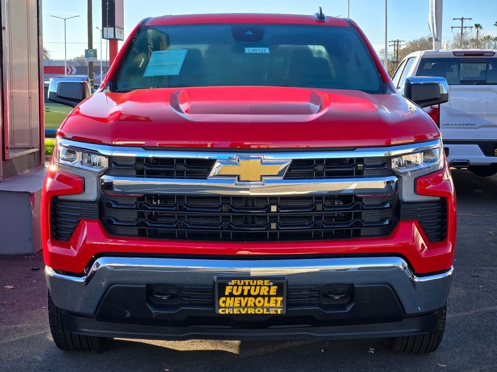 2026 Chevrolet Silverado 1500 LT photo 2