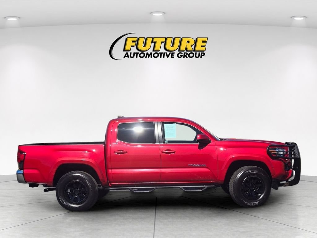 2020 Toyota Tacoma SR5 V6 photo 3
