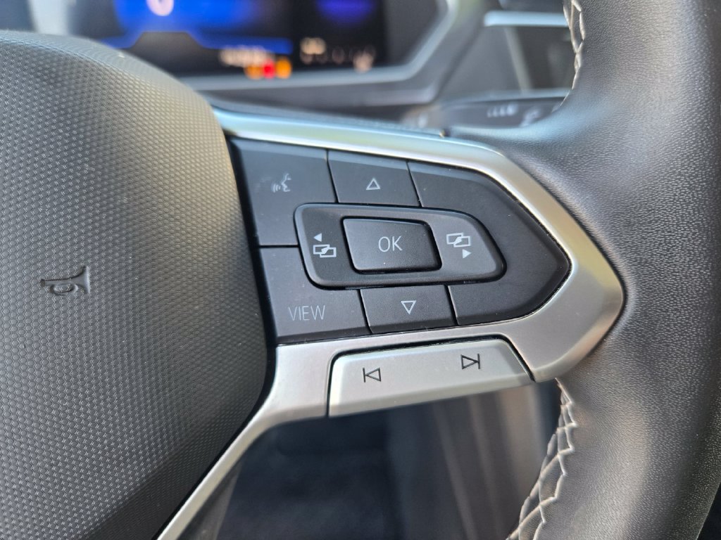 2022 Volkswagen Tiguan SE - Photo 18