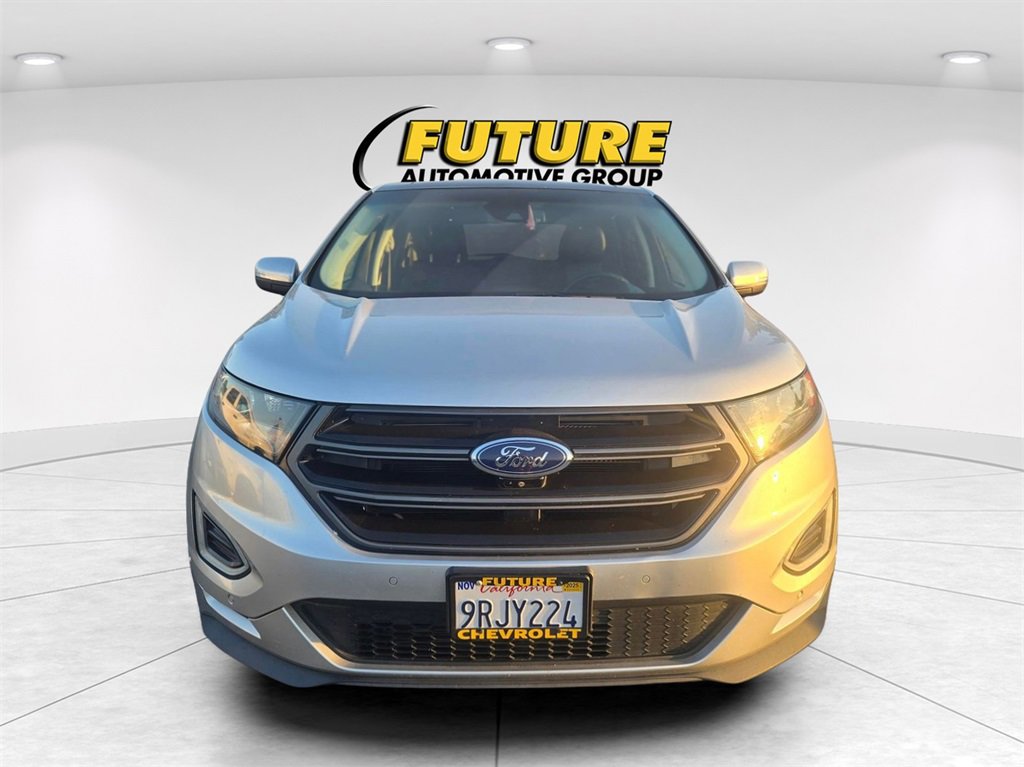 2015 Ford Edge Sport photo 2