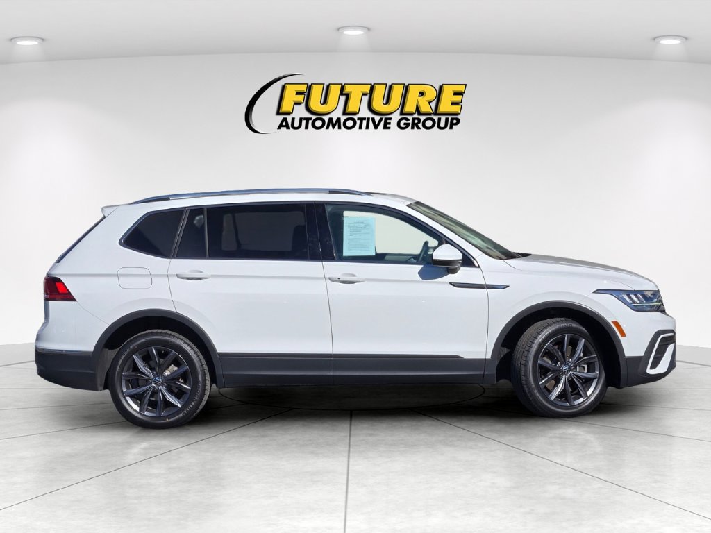Used 2022 Volkswagen Tiguan SE