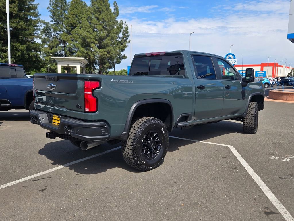 2026 Chevrolet Silverado 2500 HD ZR2 photo 4