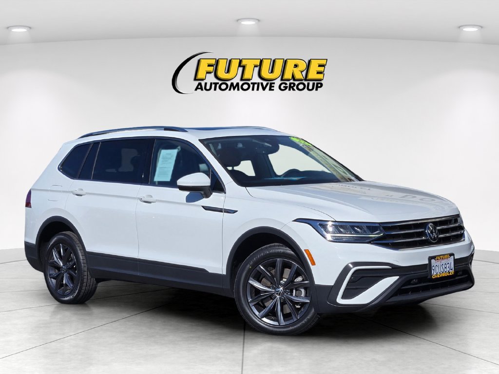 Used 2022 Volkswagen Tiguan SE