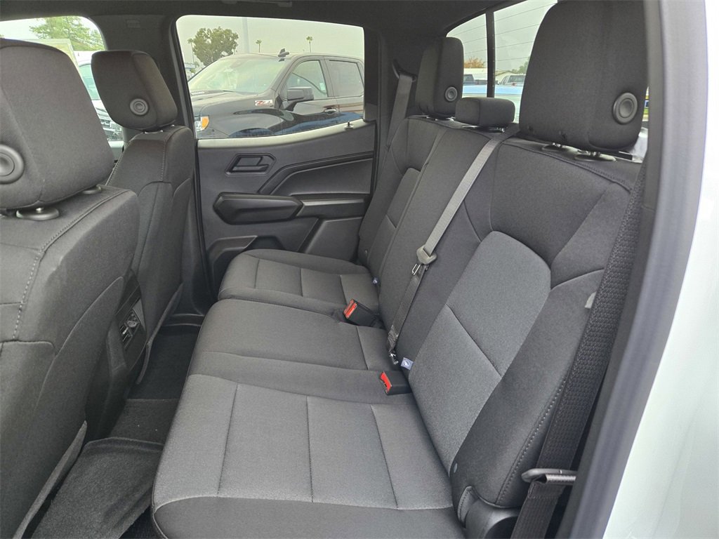 2026 Chevrolet Colorado Trail Boss photo 4