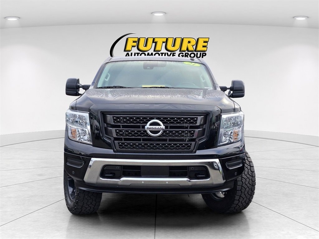 Used 2021 Nissan Titan SV